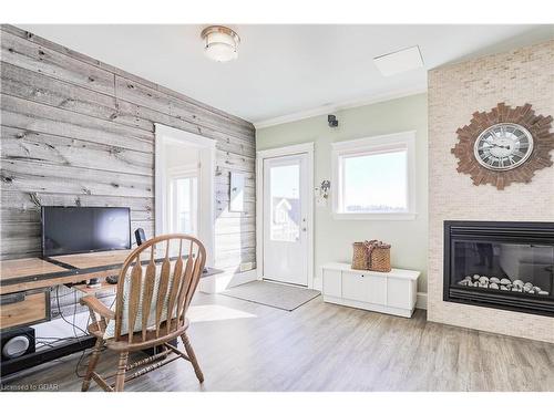 15 Coulcliff Boulevard, Port Perry, ON - Indoor With Fireplace