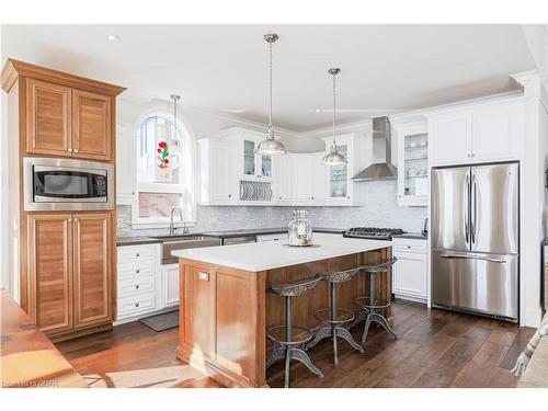 15 Coulcliff Boulevard, Port Perry, ON - Indoor Photo Showing Kitchen With Upgraded Kitchen