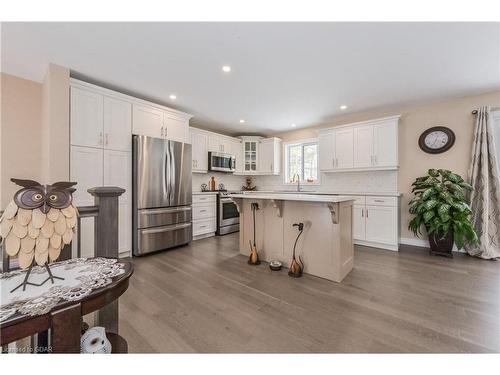 61 Campbell Crescent, Sauble Beach, ON - Indoor Photo Showing Kitchen With Upgraded Kitchen