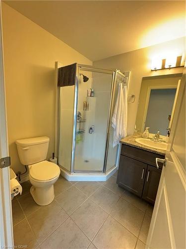 101-1280 Gordon Street S, Guelph, ON - Indoor Photo Showing Bathroom