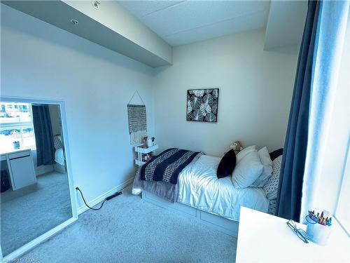 101-1280 Gordon Street S, Guelph, ON - Indoor Photo Showing Bedroom