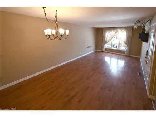 38 Mcgibbon Street, North Bay, ON - Indoor Photo Showing Other Room