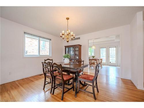 188 Lou'S Boulevard, Rockwood, ON - Indoor Photo Showing Dining Room