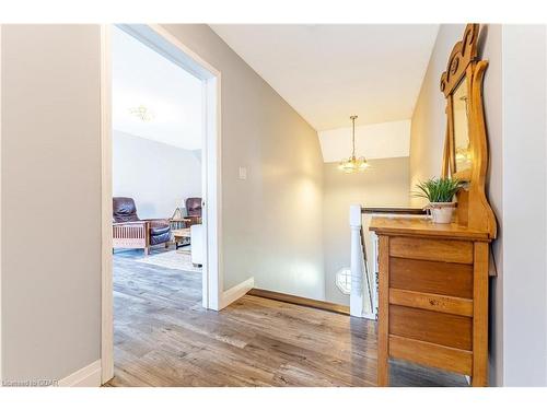 8189 Highway 124, Guelph/Eramosa, ON - Indoor Photo Showing Other Room