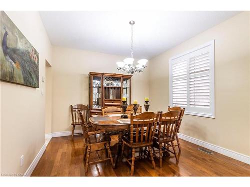 4 Mcnulty Lane, Guelph, ON - Indoor Photo Showing Dining Room