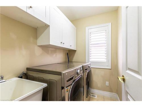4 Mcnulty Lane, Guelph, ON - Indoor Photo Showing Laundry Room