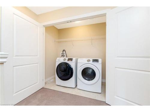16 Guthrie Lane, Rockwood, ON - Indoor Photo Showing Laundry Room