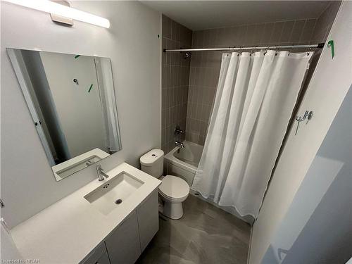 117-120 Huron Street, Guelph, ON - Indoor Photo Showing Bathroom