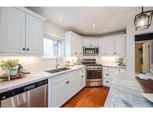 21 Kortright Road E, Guelph, ON - Indoor Photo Showing Kitchen With Double Sink