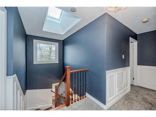 21 Kortright Road E, Guelph, ON - Indoor Photo Showing Other Room