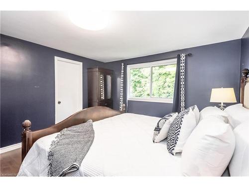 236 Ironwood Road, Guelph, ON - Indoor Photo Showing Bedroom