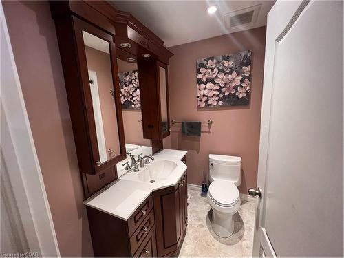 5819 Hwy 6 Highway, Guelph/Eramosa, ON - Indoor Photo Showing Bathroom