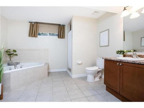 6 Atto Drive, Guelph, ON - Indoor Photo Showing Bathroom