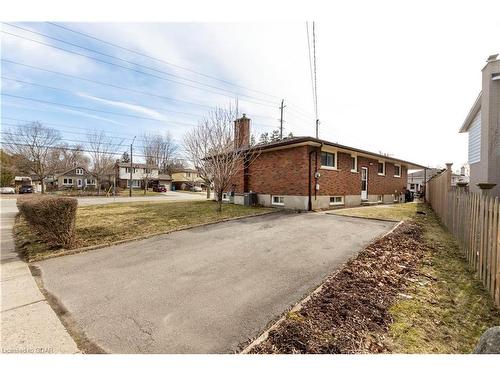 228 Victoria Road N, Guelph, ON - Outdoor