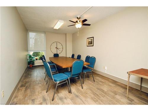 111-19 Woodlawn Road E, Guelph, ON - Indoor Photo Showing Other Room
