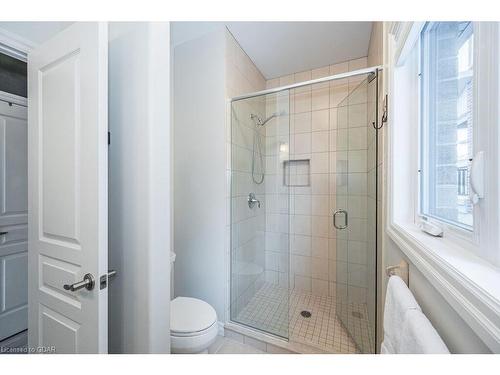 56 Law Drive, Guelph, ON - Indoor Photo Showing Bathroom