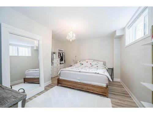 56 Law Drive, Guelph, ON - Indoor Photo Showing Bedroom