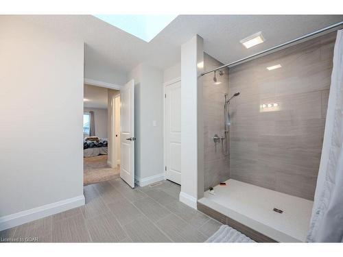 45 Queensgate Crescent, Breslau, ON - Indoor Photo Showing Bathroom