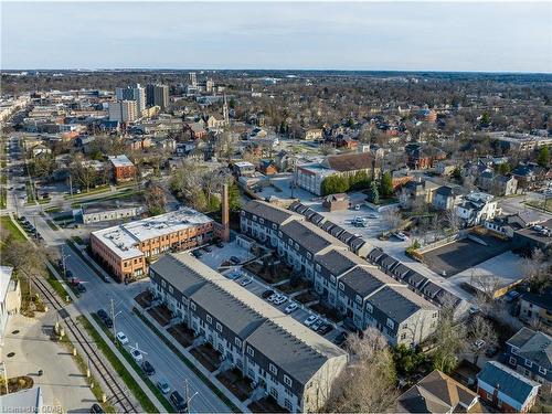 18-82A Cardigan Street, Guelph, ON - Outdoor With View