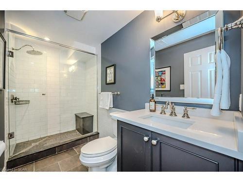 35 Foxwood Crescent, Guelph, ON - Indoor Photo Showing Bathroom