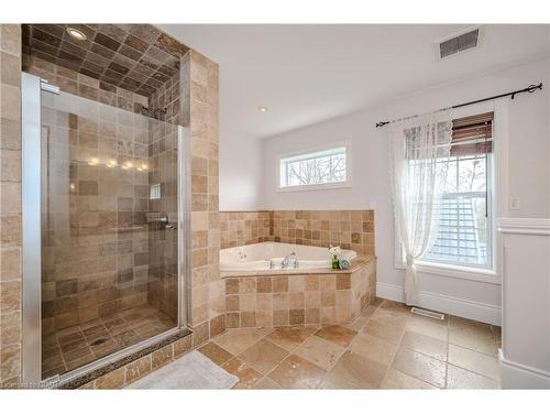 71 King Street, Guelph, ON - Indoor Photo Showing Bathroom