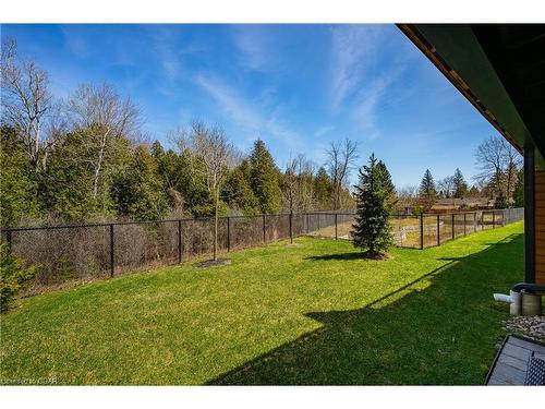 87-60 Arkell Road, Guelph, ON - Outdoor With Backyard