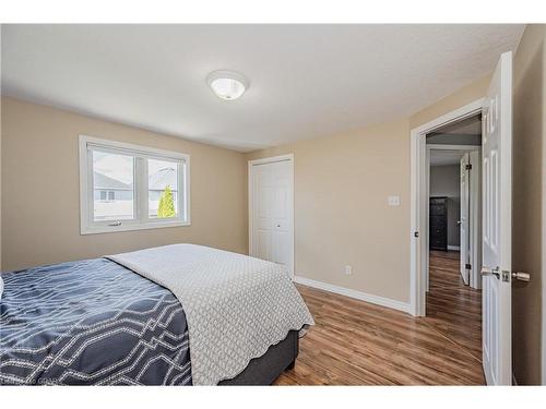 61 Marsh Crescent, Guelph, ON - Indoor Photo Showing Bedroom