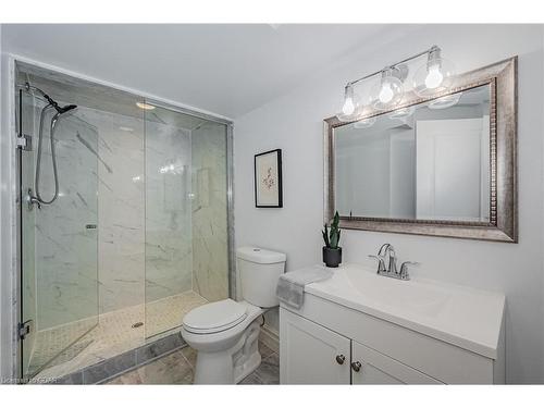 61 Marsh Crescent, Guelph, ON - Indoor Photo Showing Bathroom