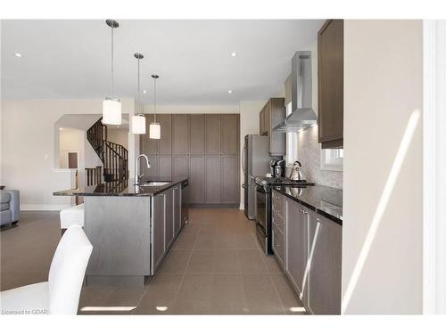 1 Sunset Way, Thorold, ON - Indoor Photo Showing Kitchen With Stainless Steel Kitchen With Upgraded Kitchen