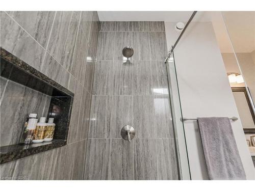 81 Reynolds Road, Elora, ON - Indoor Photo Showing Bathroom