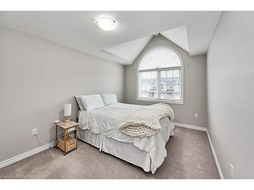 93 Mussen Street, Guelph, ON - Indoor Photo Showing Bedroom