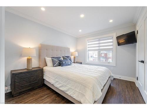 404 Zuest Crescent, Milton, ON - Indoor Photo Showing Bedroom