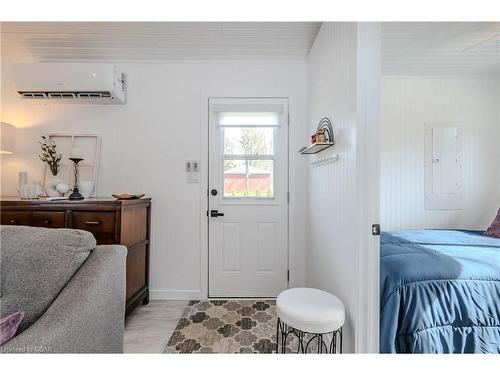 835 Eighth Street, Belwood, ON - Indoor Photo Showing Bedroom