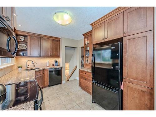 62 Clive Avenue, Guelph, ON - Indoor Photo Showing Kitchen
