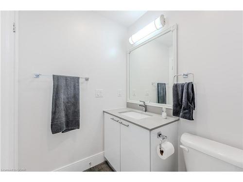 308-15 Prince Albert Boulevard, Kitchener, ON - Indoor Photo Showing Bathroom