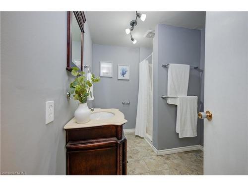 210 Frederick Street E, Arthur, ON - Indoor Photo Showing Bathroom