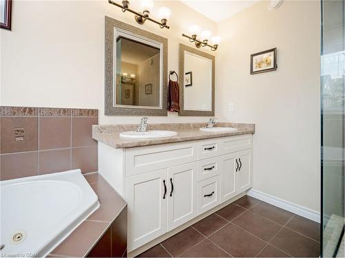104 Winston Street, Rockwood, ON - Indoor Photo Showing Bathroom