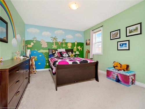 104 Winston Street, Rockwood, ON - Indoor Photo Showing Bedroom