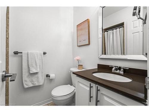 31-50 Strathaven Drive, Mississauga, ON - Indoor Photo Showing Bathroom