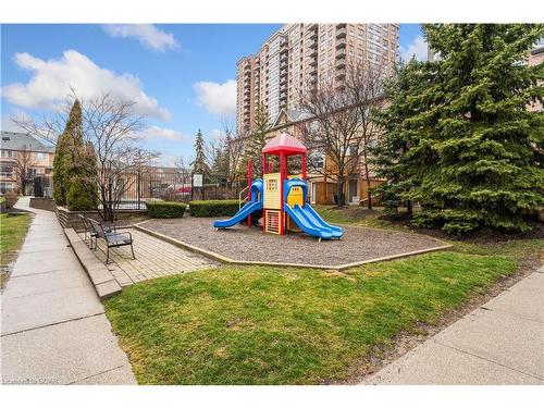 31-50 Strathaven Drive, Mississauga, ON - Outdoor