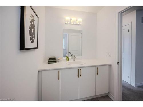 51 Povey Road, Fergus, ON - Indoor Photo Showing Bathroom