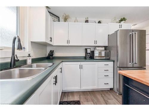 674 Perry Street, Fergus, ON - Indoor Photo Showing Kitchen With Double Sink