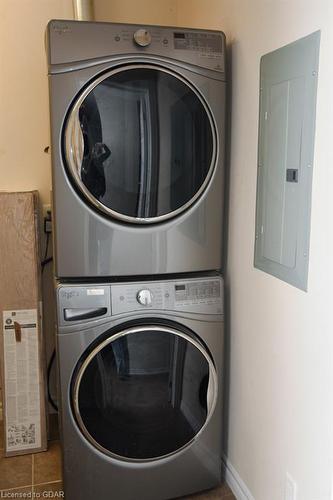 209-2 Colonial Drive, Guelph, ON - Indoor Photo Showing Laundry Room