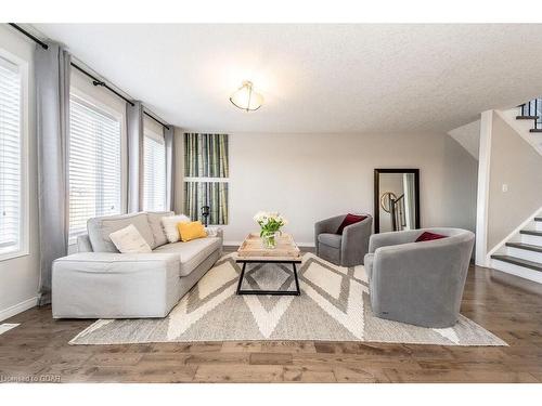 173 Clair Road W, Guelph, ON - Indoor Photo Showing Living Room