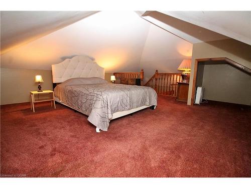 7011 6 Highway, Tobermory, ON - Indoor Photo Showing Bedroom