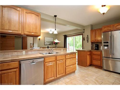 7011 6 Highway, Tobermory, ON - Indoor Photo Showing Kitchen With Double Sink
