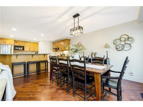 141 Riverwalk Place, Rockwood, ON - Indoor Photo Showing Dining Room