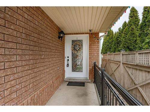 421 Cedar Hedge Road, Milton, ON - Outdoor With Exterior