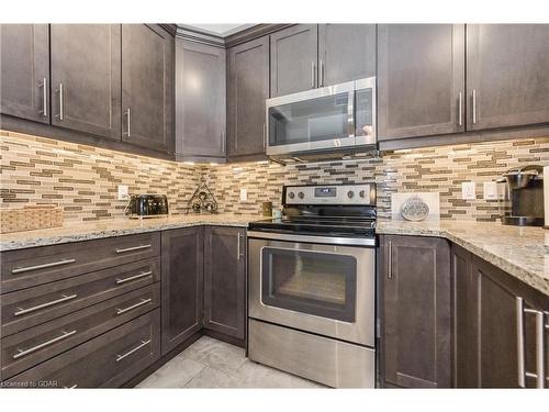 203-23 Stumpf Street, Elora, ON - Indoor Photo Showing Kitchen With Upgraded Kitchen