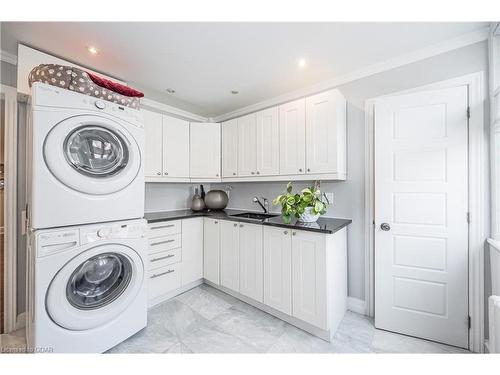 38 Arthur Street N, Guelph, ON - Indoor Photo Showing Laundry Room